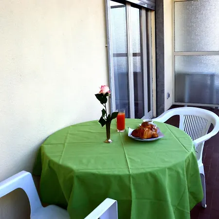 住宿加早餐酒店 Michelangelo 卡塔尼亚